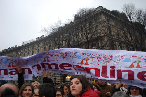 Mammeonline in piazza a Milano