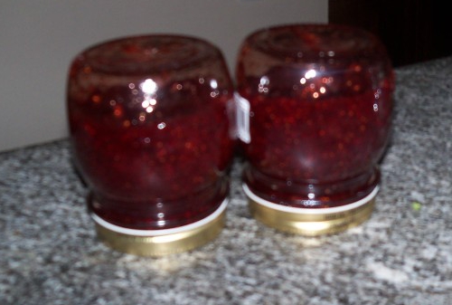vasetti marmellata fragole