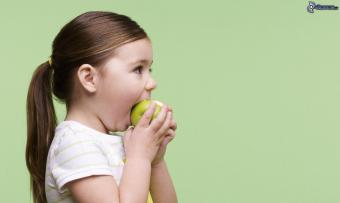 Una mela al giorno, Educazione alimentare a casa e a scuola.
