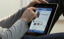 ipad-facebook.jpg ipad-facebook.jpg