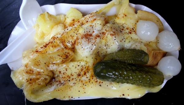 Raclette cibo invernale e dell'avvento a Zurigo